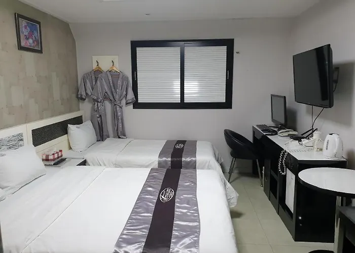 Novalus Tourist Motel