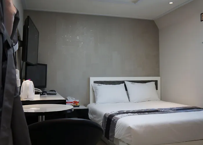 Novalus Tourist Motel